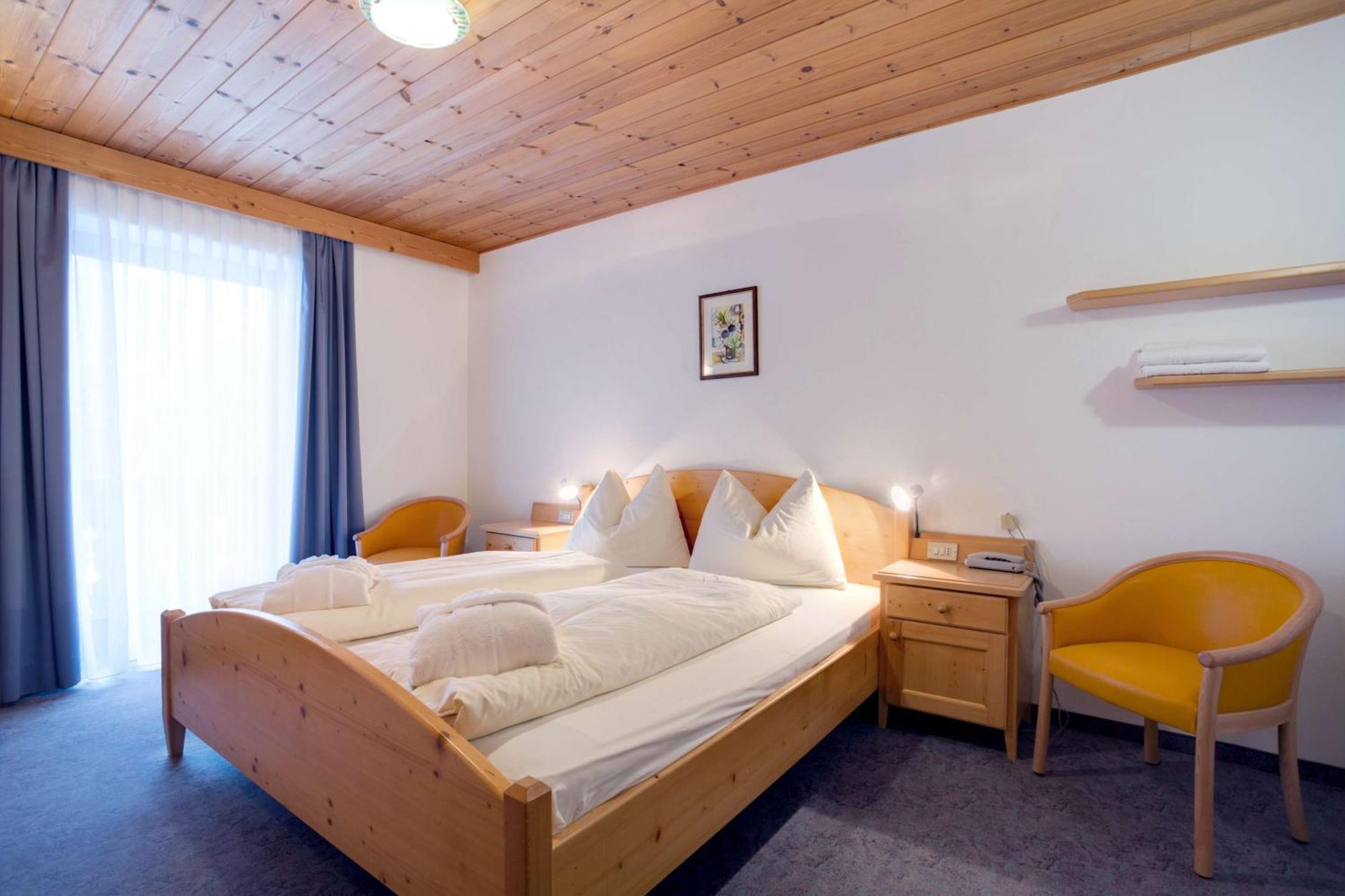 Good Life Hotel Zirm Obereggen Chambre photo